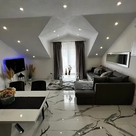 Luxury Apartment Megy Otočac Exterior foto