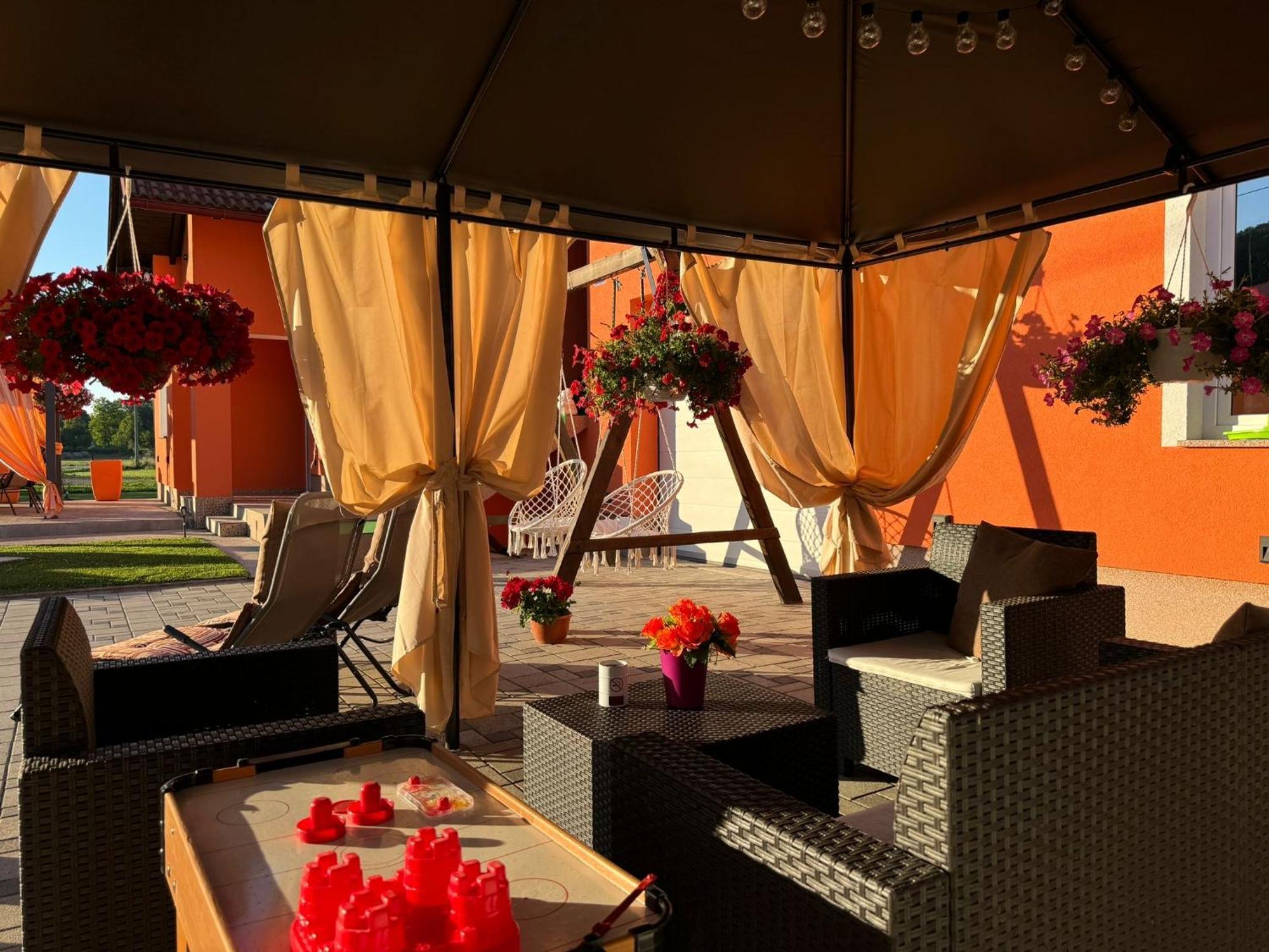 Luxury Megy